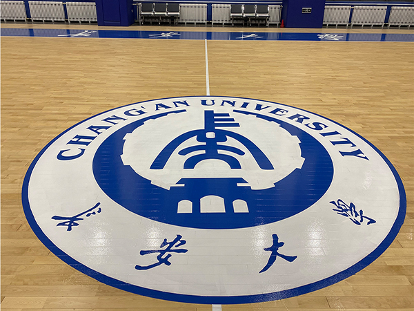 學(xué)?；@球館鋪設(shè)工程