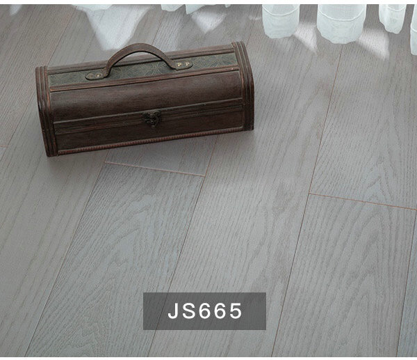 家用地板選多層實(shí)木復(fù)合地板還是強(qiáng)化地板，哪種好？太多人選錯(cuò)了