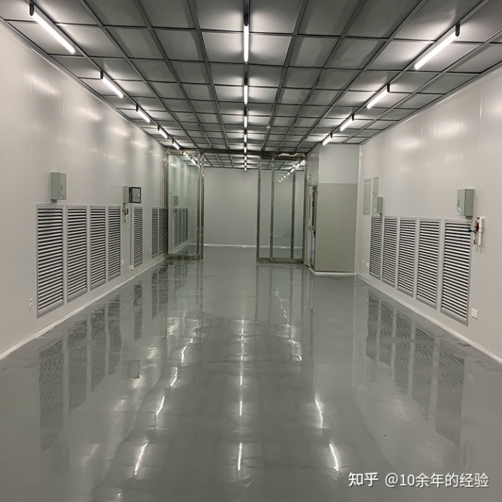 10萬級(jí)無塵注塑生產(chǎn)車間 英文專業(yè)翻譯_無塵車間裝修_無塵鞋生產(chǎn)車間