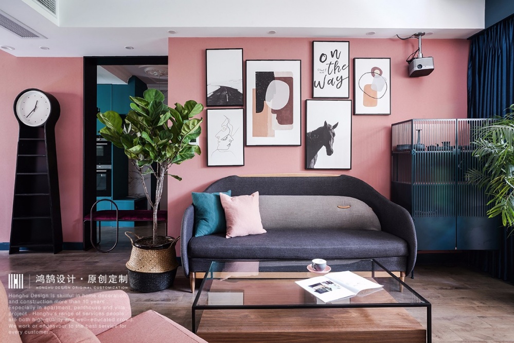 客廳沙發(fā)裝修效果圖摩登混搭客廳實(shí)景圖潮流混搭客廳設(shè)計圖片賞析