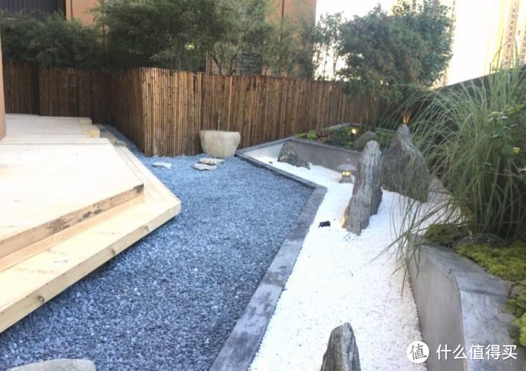 ?買低樓層82㎡新房，花25萬裝修，主要就為了這100㎡豪華大露臺