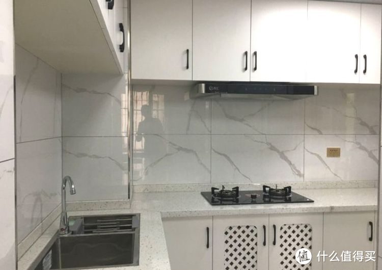 買不起別墅可以看看躍層，128㎡三室兩廳大躍層，堪稱空中別墅