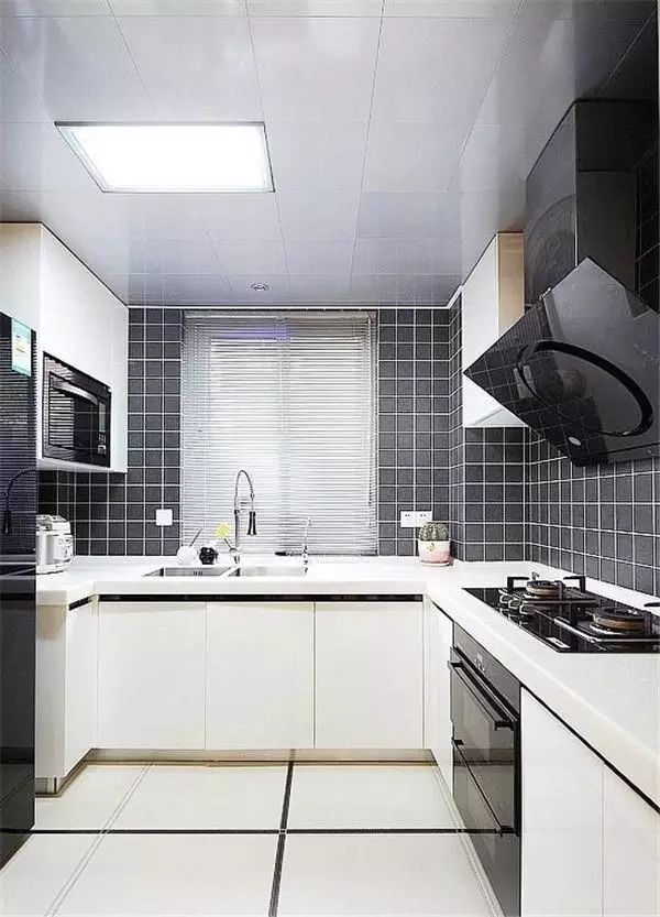 超小戶(hù)型裝修 15平米超小戶(hù)型_小戶(hù)型廚衛(wèi)裝修收納攻略_小戶(hù)型廚衛(wèi)裝修