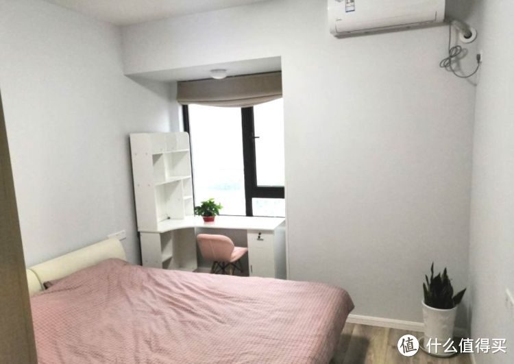 剛完工的新房，硬裝15萬(wàn)設(shè)計(jì)成現(xiàn)代簡(jiǎn)約風(fēng)格，看一眼都是享受