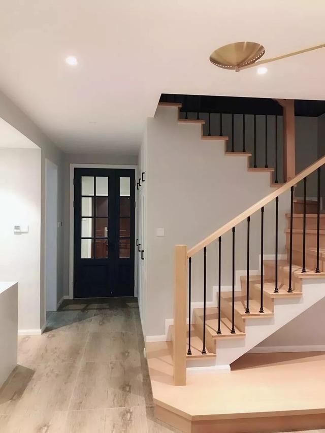 躍層裝修北歐風(fēng)(140平米躍層裝修效果圖北歐風(fēng))(3)