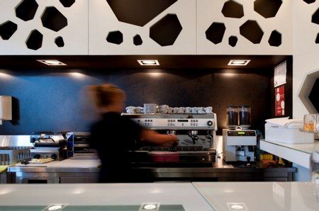 咖啡店裝修效果圖 來(lái)自葡萄牙的幾何藝術(shù)空間