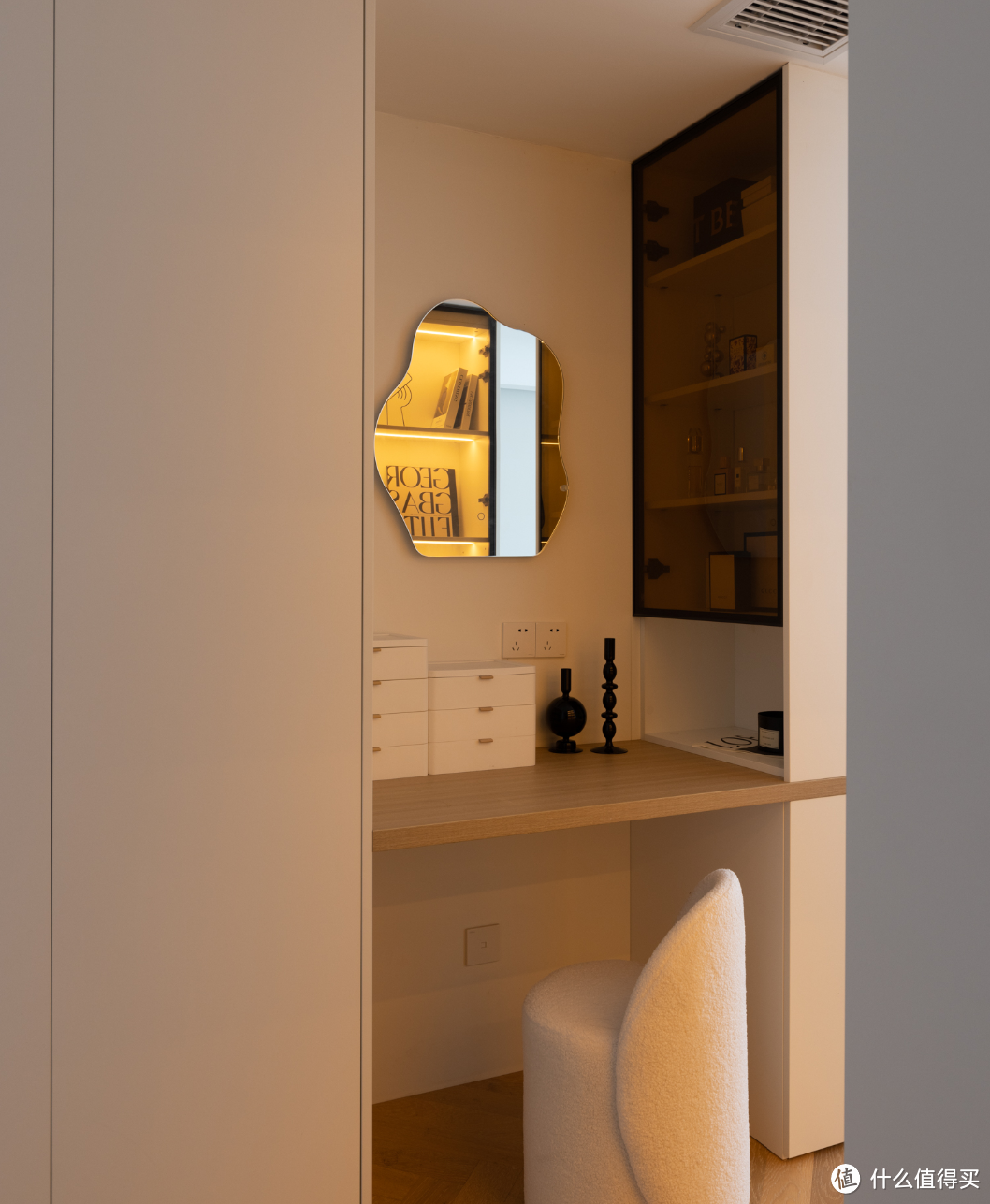 兩室改三室，單衛(wèi)改雙衛(wèi)，她家布局，說是“神設(shè)計”都不為過