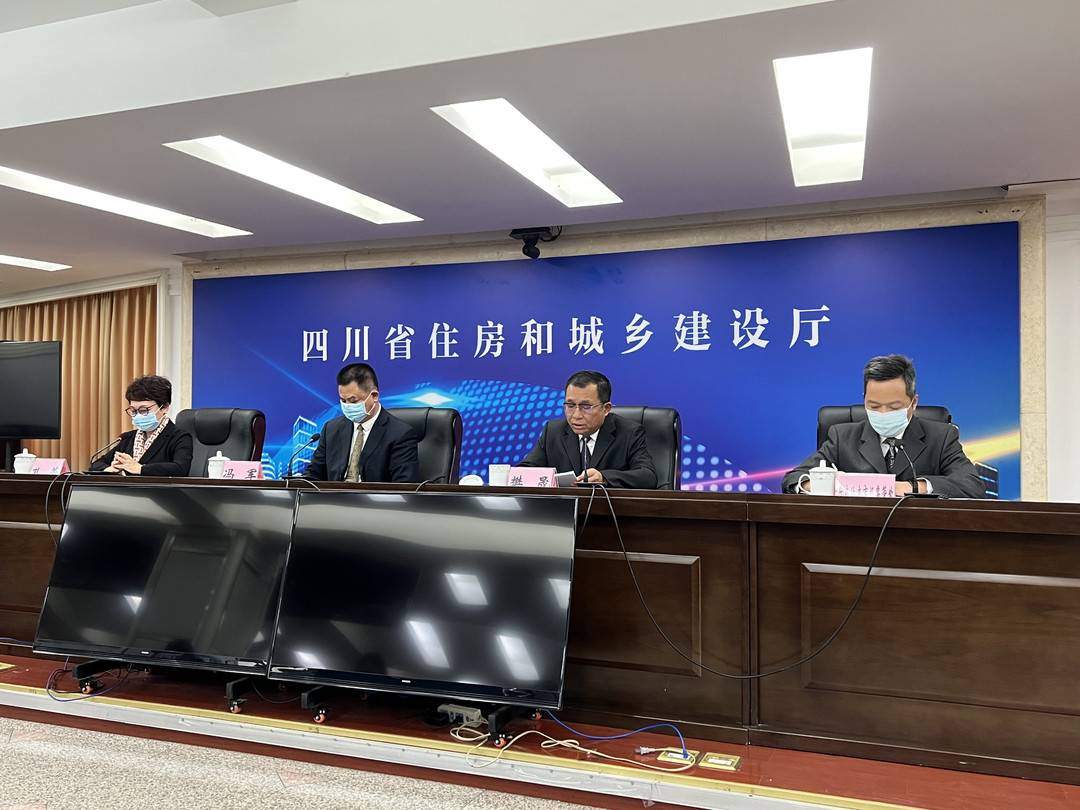 小區(qū)有人野蠻裝修 遛狗不牽繩怎么辦？