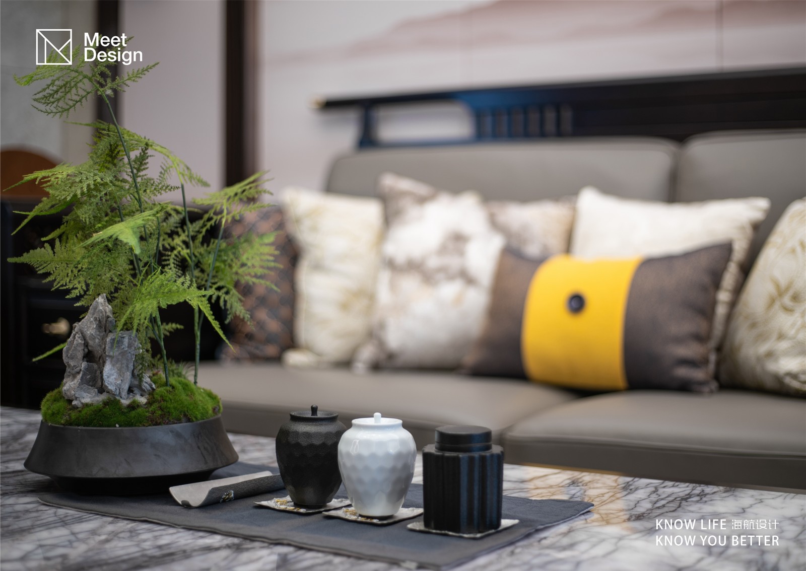 客廳裝修效果圖品“新中”風骨，享悠然人生中式現(xiàn)代客廳設(shè)計圖片賞析