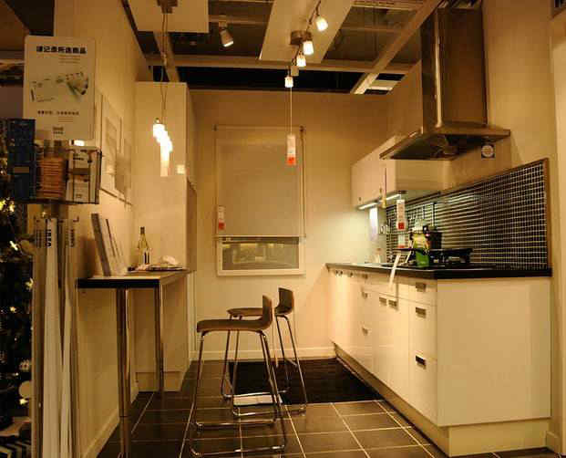 農(nóng)村廚房裝修效果圖_歐式廚房裝修效果圖片_現(xiàn)代風格廚房裝修效果