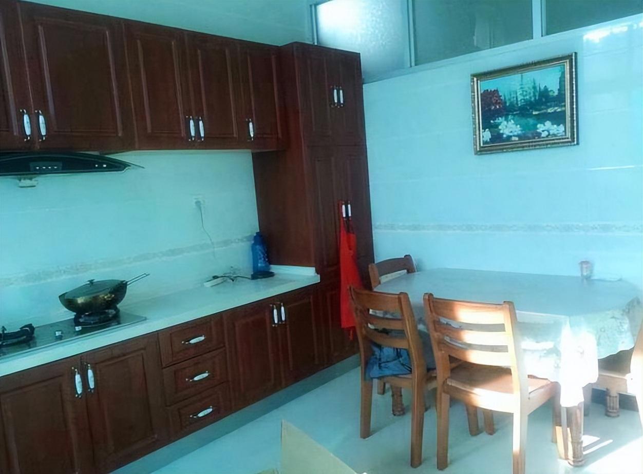 農(nóng)村廚房怎么裝修實用_農(nóng)村廚房裝修效果圖_美式風格廚房裝修效果