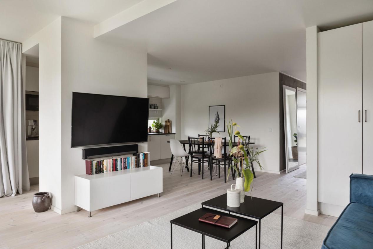 2022年這樣的裝修最吃香！餐廚一體特敞亮，只有80㎡誰信？