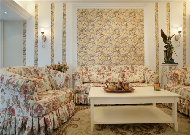 裝修是貼壁紙還是刷漆好？聽聽裝修師傅是怎么說的