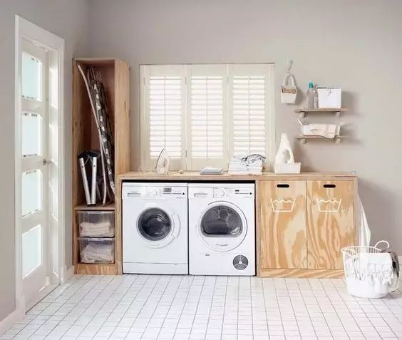 匯東星城三期陽臺(tái)裝修_陽臺(tái)榻榻米裝修效果圖_陽臺(tái)裝修