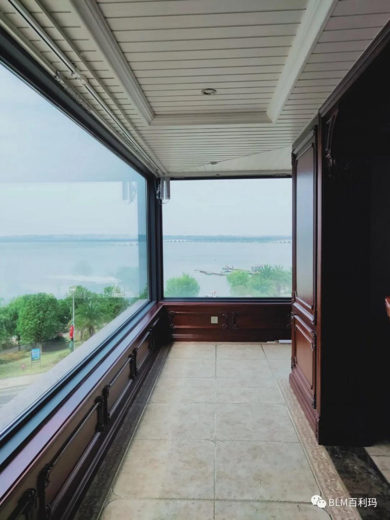 匯東星城三期陽臺(tái)裝修_陽臺(tái)裝修_陽臺(tái)榻榻米裝修效果圖