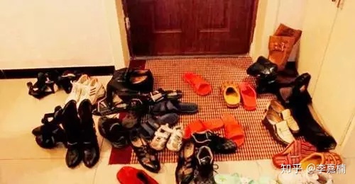 進門一地鞋，太難看，玄關(guān)這樣設(shè)計才完美！