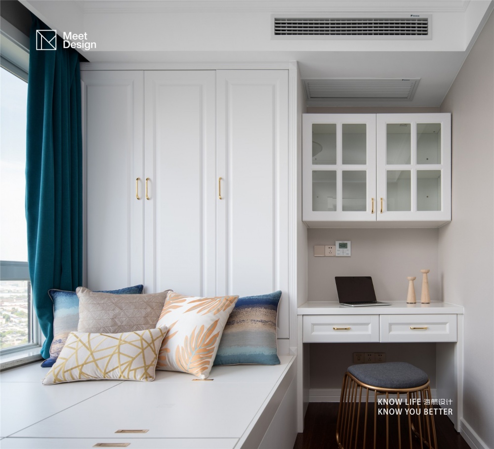 功能區(qū)木地板裝修效果圖優(yōu)雅歐式，帶你探秘融化在奶油里歐式豪華功能區(qū)設(shè)計圖片賞析