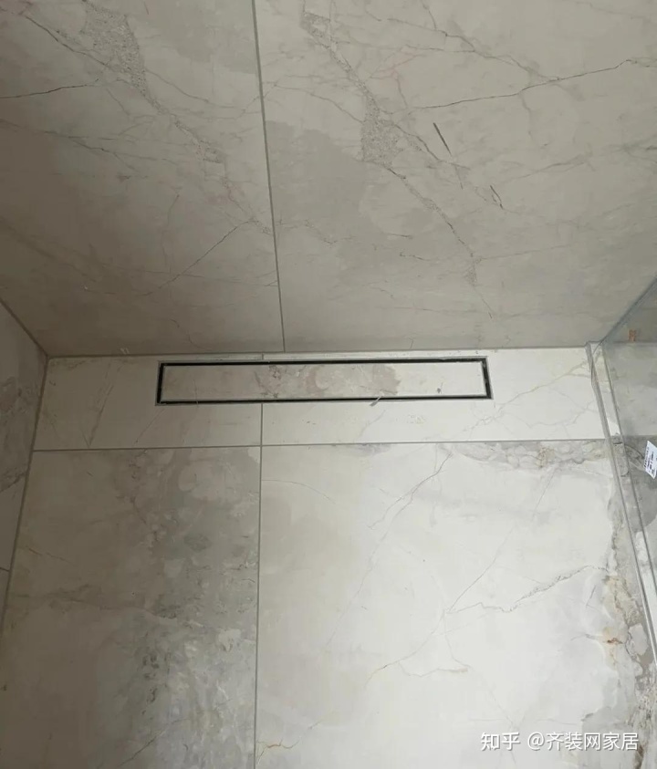 被網(wǎng)紅“過度吹捧”的四個(gè)衛(wèi)生間設(shè)計(jì)，以為很完美，實(shí)際都是坑