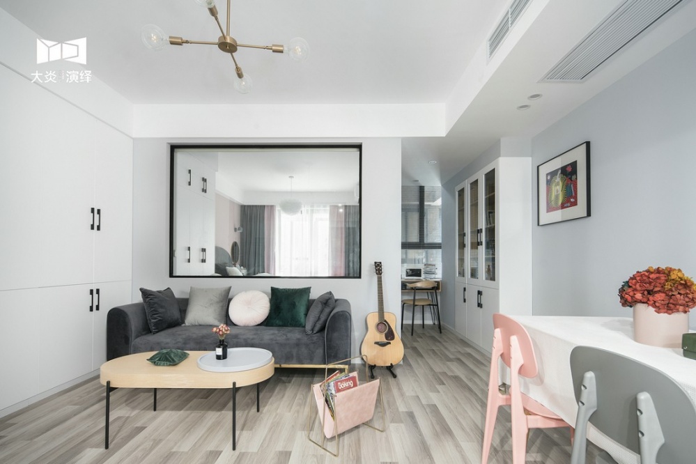 木地板裝修效果圖北歐ins風(fēng)公寓，每個(gè)角落都是北歐極簡(jiǎn)設(shè)計(jì)圖片賞析