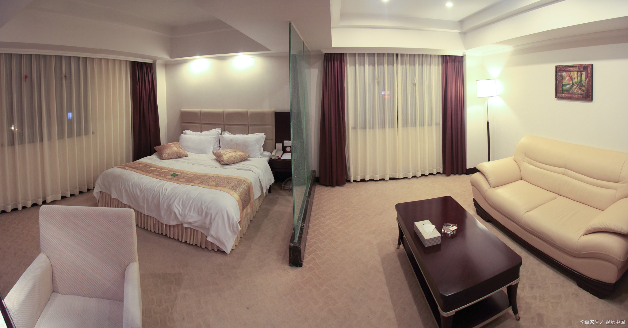 想要裝修暖色調(diào)的房間，請問有什么裝修推薦嗎？