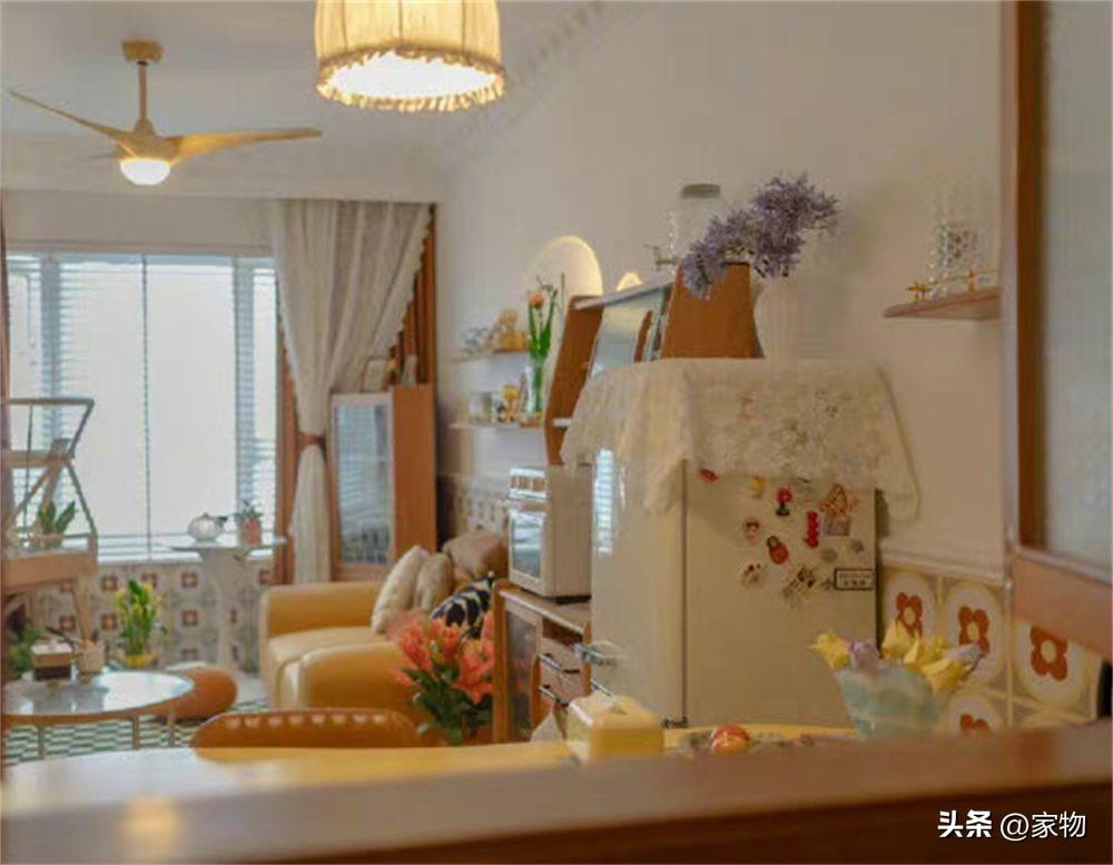 她曬出75㎡小家復(fù)古風(fēng)裝修：廚房內(nèi)窗+拱門元素，真的太會(huì)布置了