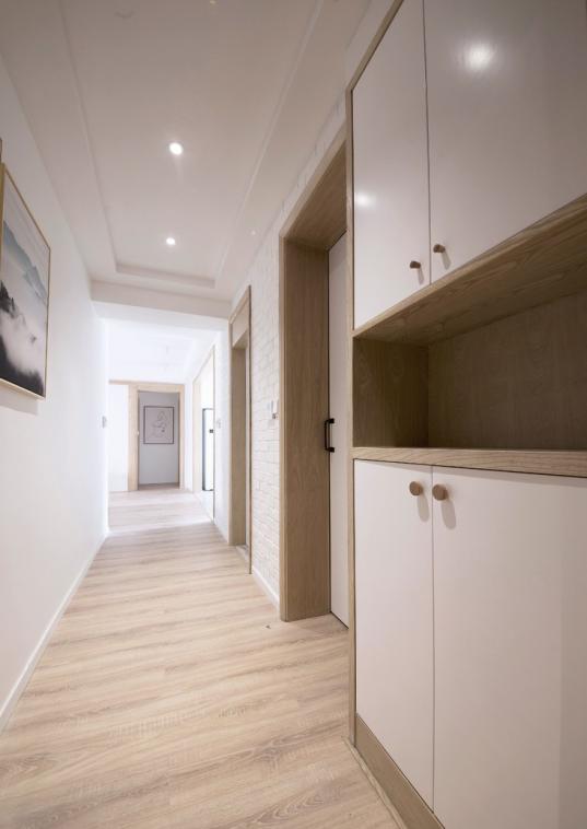 看她家裝修，整屋全木現(xiàn)場制作，兒童房高低床，實用性極強！喜歡