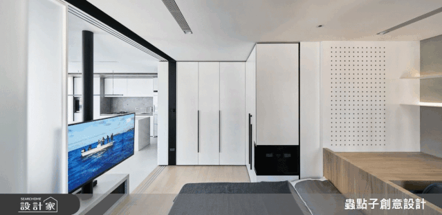 30平米小戶型，一面可動的墻，榨干雞肋地，逆天擁有餐廚、溜滑梯、浴缸、書房收納！