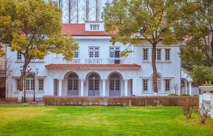 在這里邂逅張愛(ài)玲筆下的花園洋房。