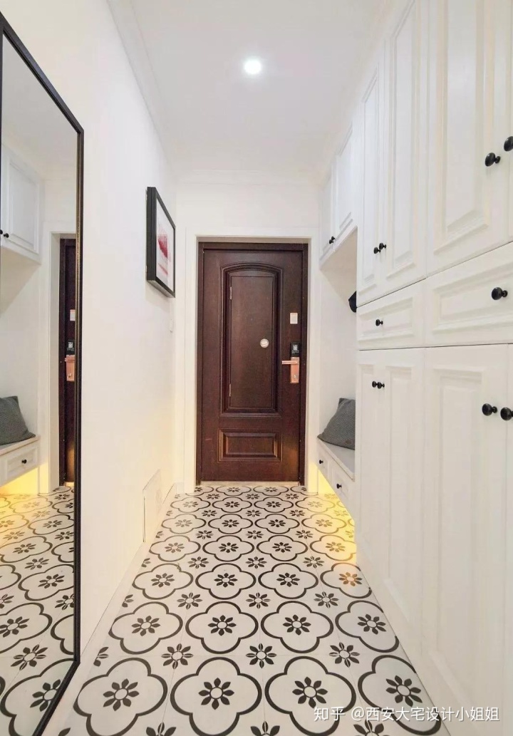 門(mén)廳鞋柜玄關(guān)裝修效果圖大全_電梯入戶門(mén)廳裝修效果_門(mén)廳玄關(guān)裝修效果圖