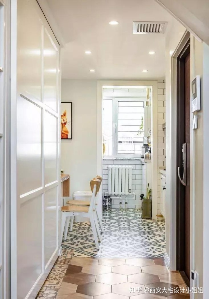 門(mén)廳鞋柜玄關(guān)裝修效果圖大全_門(mén)廳玄關(guān)裝修效果圖_電梯入戶門(mén)廳裝修效果